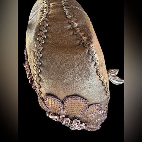 BRIGHTON Fabiola Appliqué Masterpiece 3D Floral Shoulder Bag Bronzed Pewter - Picture 11 of 16